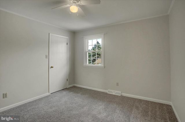 160 EAST SIDE DR, Greencastle, PA 17225