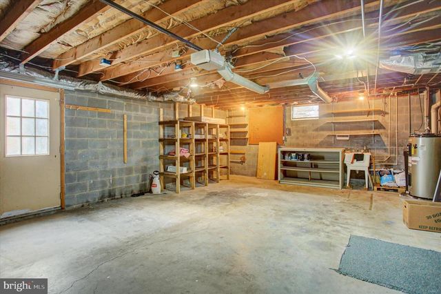 160 EAST SIDE DR, Greencastle, PA 17225