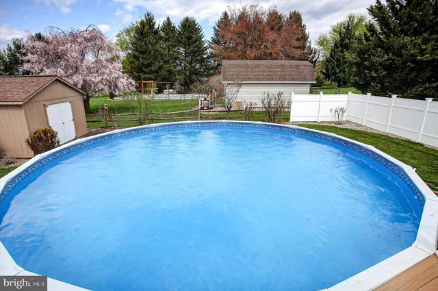160 EAST SIDE DR, Greencastle, PA 17225