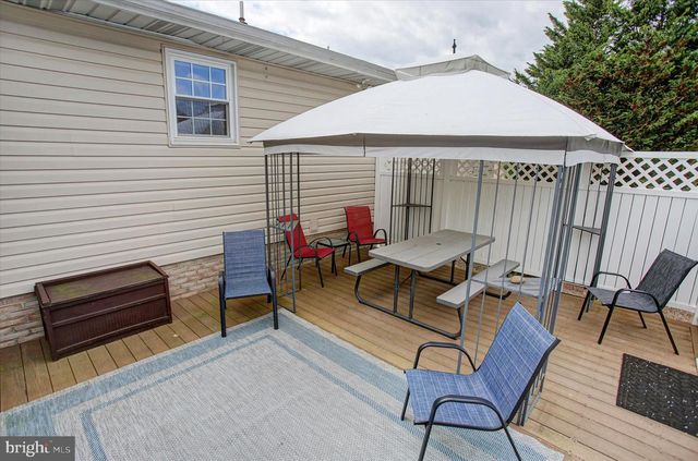 160 EAST SIDE DR, Greencastle, PA 17225