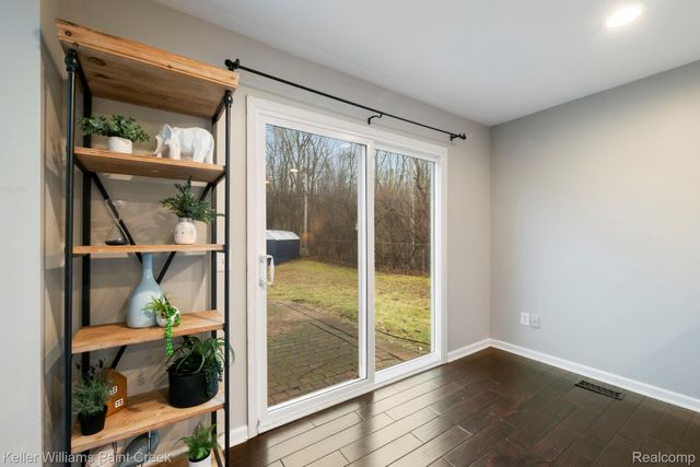 1811 Henbert Road, West Bloomfield Charter Township, MI 48324