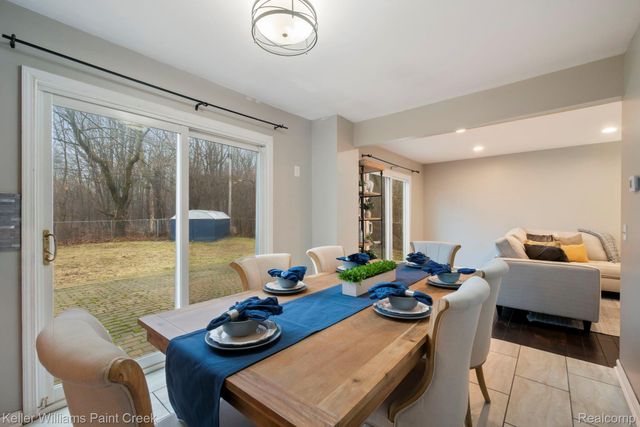 1811 Henbert Road, West Bloomfield Charter Township, MI 48324