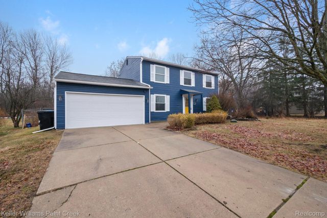 1811 Henbert Road, West Bloomfield Charter Township, MI 48324