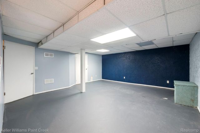 1811 Henbert Road, West Bloomfield Charter Township, MI 48324