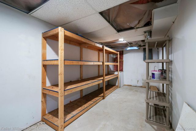 1811 Henbert Road, West Bloomfield Charter Township, MI 48324