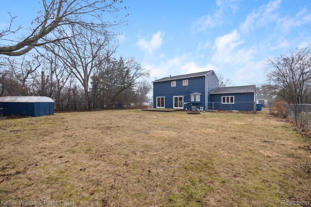 1811 Henbert Road, West Bloomfield Charter Township, MI 48324