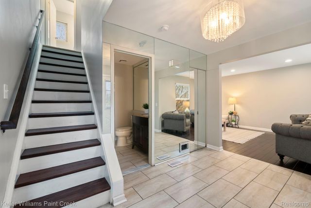 1811 Henbert Road, West Bloomfield Charter Township, MI 48324