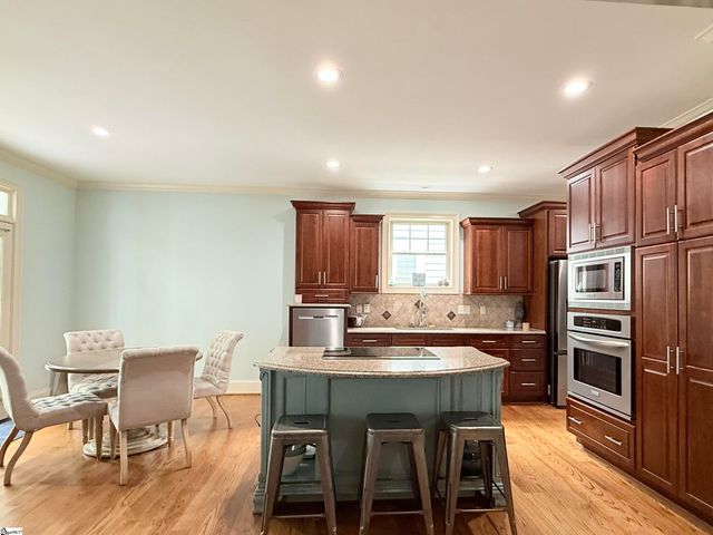 104 Martele Court, Simpsonville, SC 29680