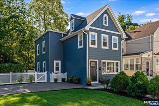 161 Willowdale Avenue, Montclair, NJ 07042