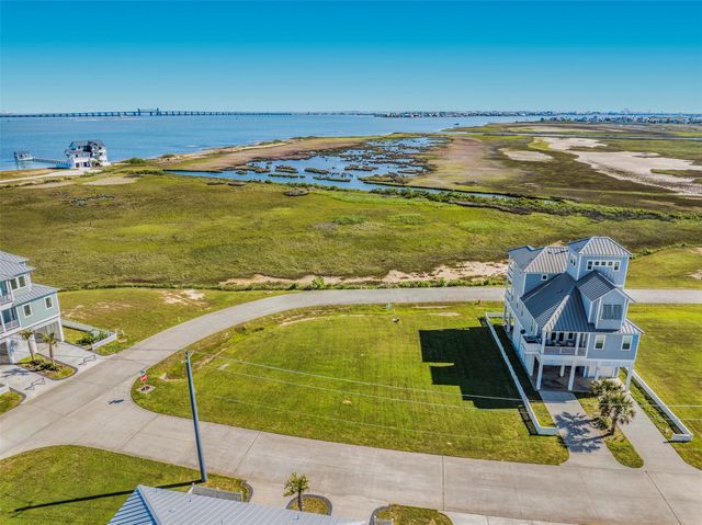 1626 Brown Pelican Bend, Galveston, TX 77554