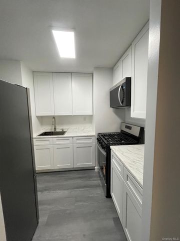 155 Ferris Avenue 11B, White Plains, NY 10603