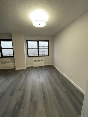 155 Ferris Avenue 11B, White Plains, NY 10603