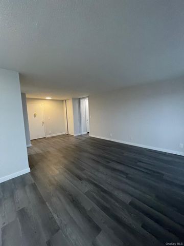155 Ferris Avenue 11B, White Plains, NY 10603