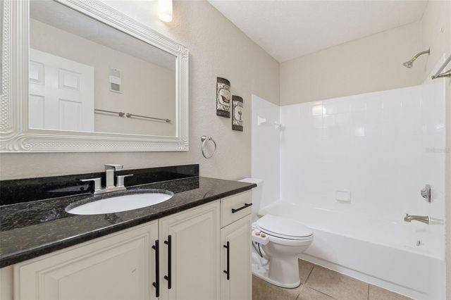 3274 HAVILAND COURT 204, Palm Harbor, FL 34684