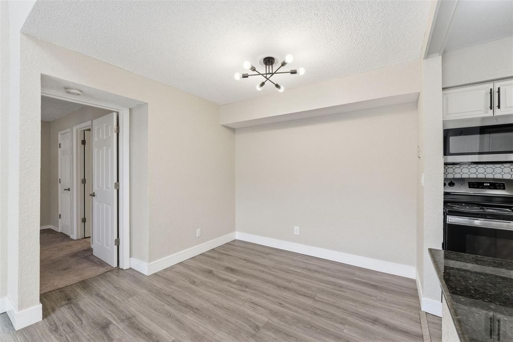 Image 18 of property listing at 3274 HAVILAND COURT 204, Palm Harbor, FL 34684