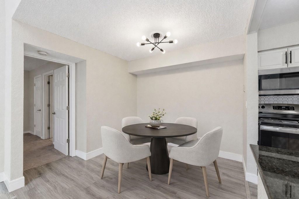 Image 7 of property listing at 3274 HAVILAND COURT 204, Palm Harbor, FL 34684