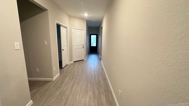 10811 Hernando, Converse, TX 78109