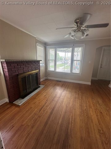 239 10th Avenue, South Charleston, WV 25303