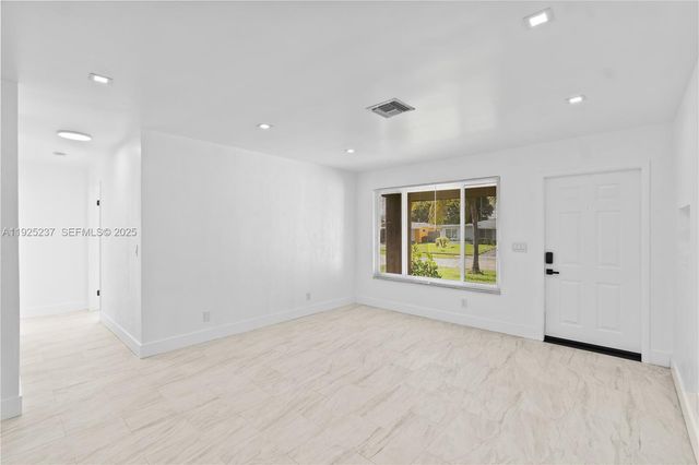 230 SW 29th Ave, Fort Lauderdale, FL 33312