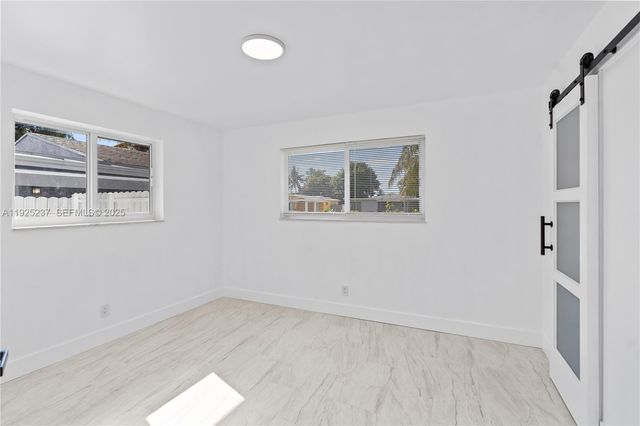 230 SW 29th Ave, Fort Lauderdale, FL 33312