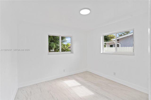 230 SW 29th Ave, Fort Lauderdale, FL 33312