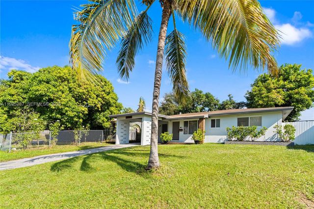 230 SW 29th Ave, Fort Lauderdale, FL 33312