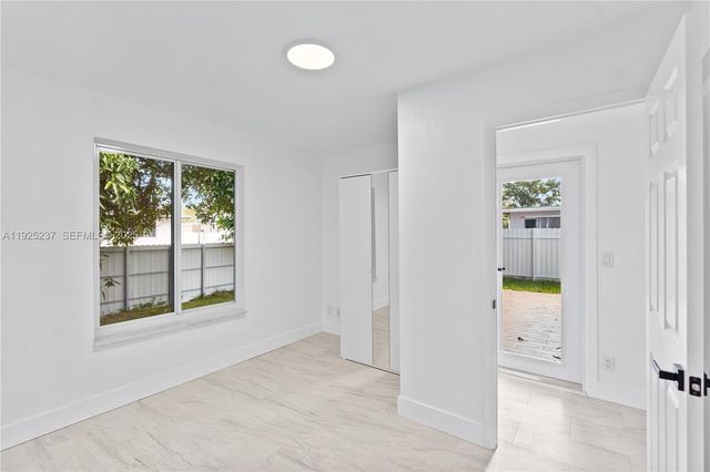 230 SW 29th Ave, Fort Lauderdale, FL 33312