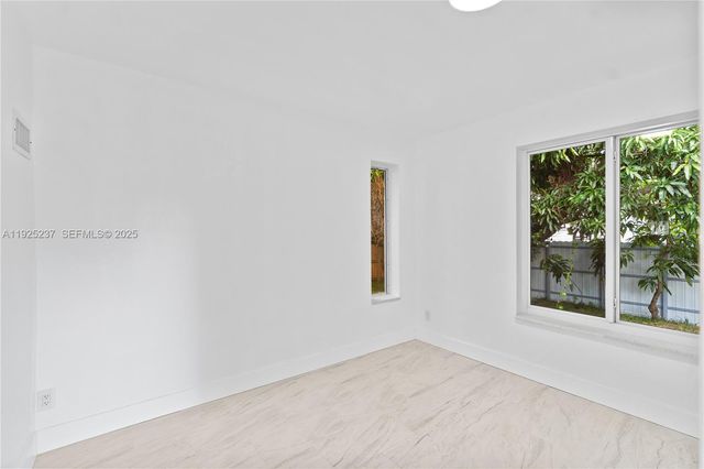 230 SW 29th Ave, Fort Lauderdale, FL 33312