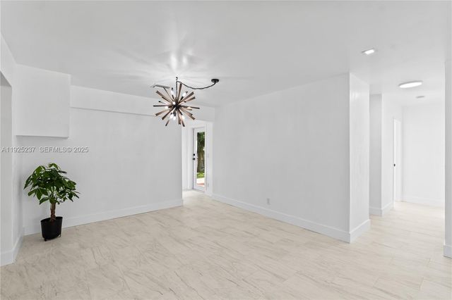 230 SW 29th Ave, Fort Lauderdale, FL 33312