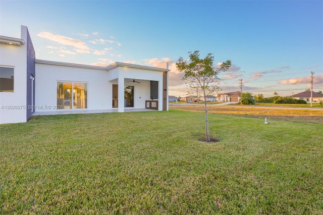 5 SW 26th Place, Cape Coral, FL 33991