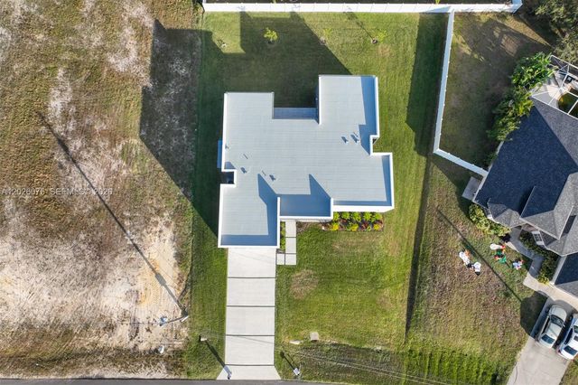 5 SW 26th Place, Cape Coral, FL 33991