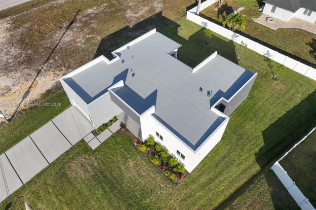5 SW 26th Place, Cape Coral, FL 33991