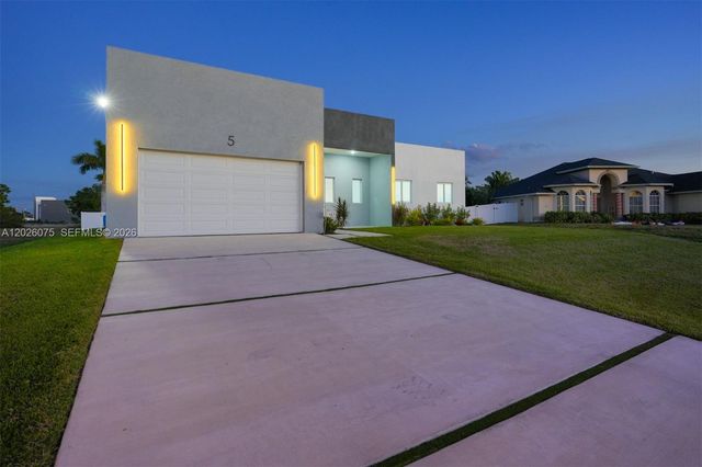 5 SW 26th Place, Cape Coral, FL 33991