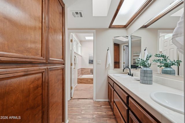 4615 E MONTE Way, Phoenix, AZ 85044