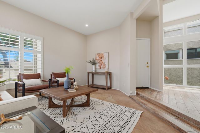 4615 E MONTE Way, Phoenix, AZ 85044
