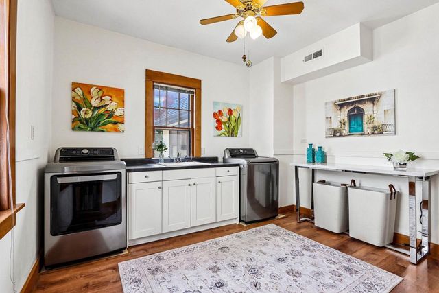 1901 E Elmdale COURT, Shorewood, WI 53211