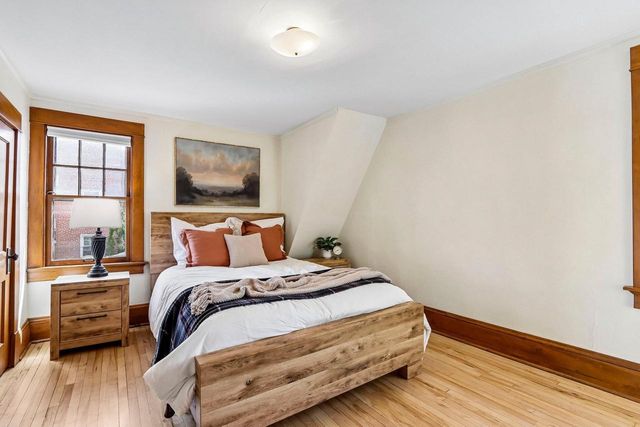 1901 E Elmdale COURT, Shorewood, WI 53211
