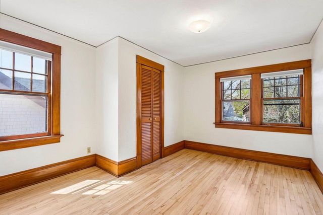 1901 E Elmdale COURT, Shorewood, WI 53211