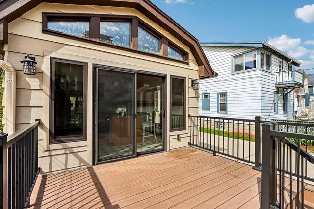 1901 E Elmdale COURT, Shorewood, WI 53211