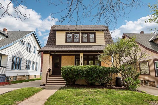 1901 E Elmdale COURT, Shorewood, WI 53211
