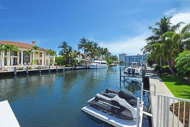 885 NE Mulberry Drive, Boca Raton, FL 33487
