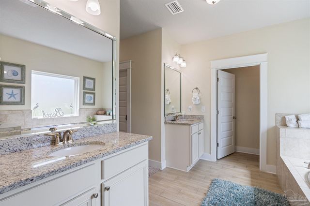 13987 Hanging Branch Way, Pensacola, FL 32507