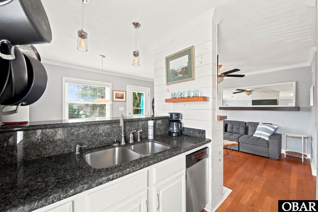 Image 16 of property listing at 1206 Wrightsville Boulevard Unit 10, Kill Devil Hills, NC 27948