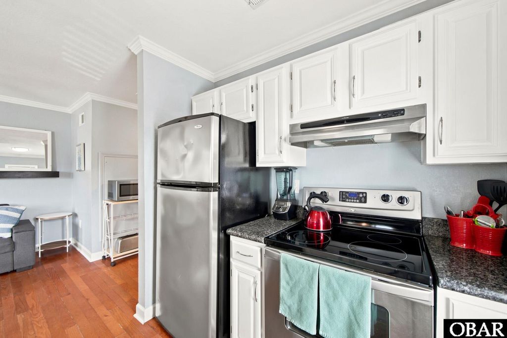 Image 17 of property listing at 1206 Wrightsville Boulevard Unit 10, Kill Devil Hills, NC 27948