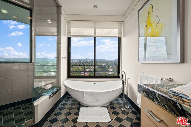 10601 Wilshire Boulevard 1201, Los Angeles, CA 90024