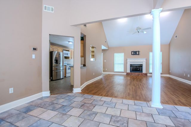 15 Windamere, Ward, AR 72176