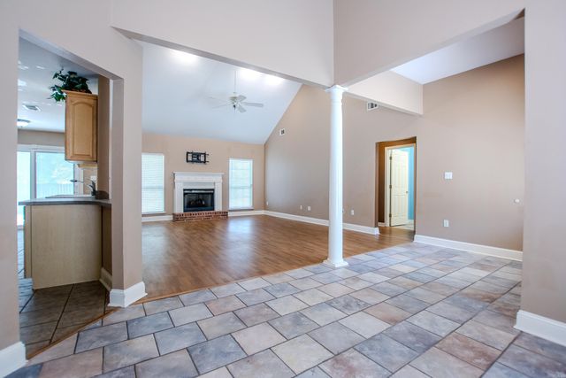 15 Windamere, Ward, AR 72176