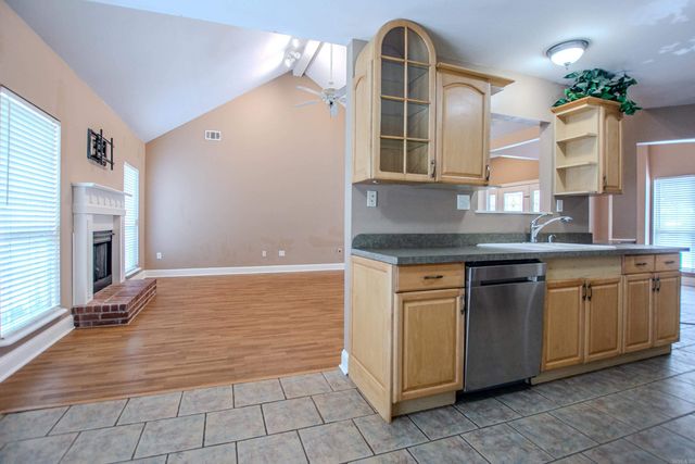 15 Windamere, Ward, AR 72176