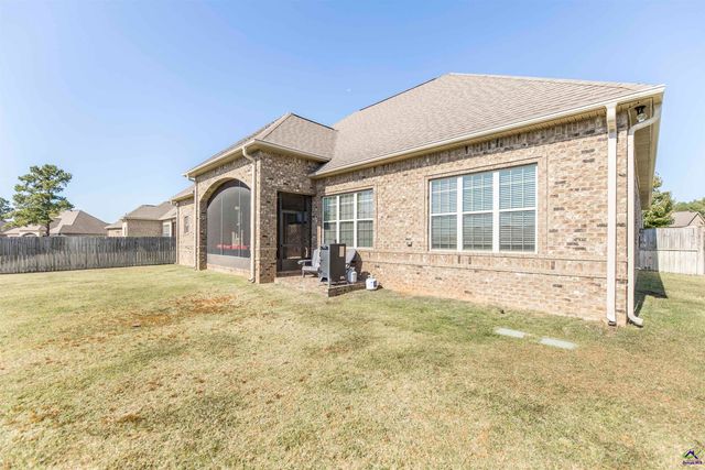 803 Kyler Lane, Bonaire, GA 31005