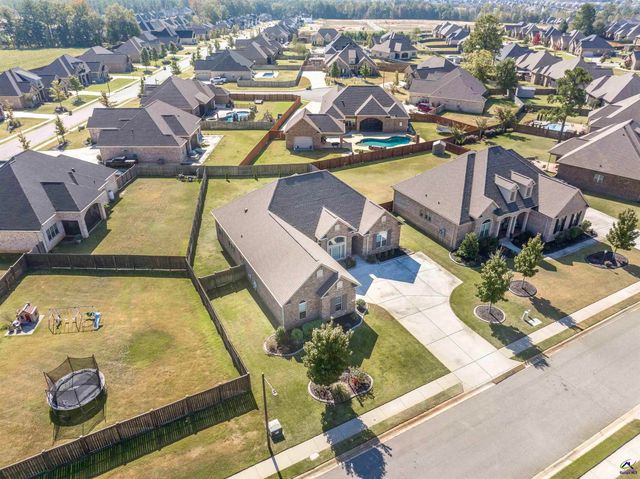 803 Kyler Lane, Bonaire, GA 31005